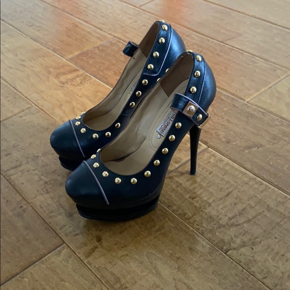 Stelleto heels